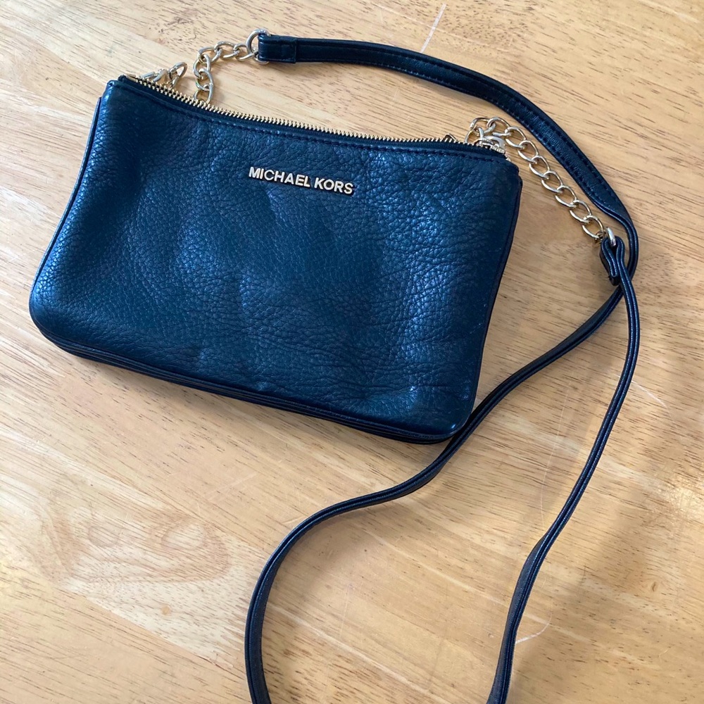 Michael Kors Bedford 3 Zip Crossbody Purse